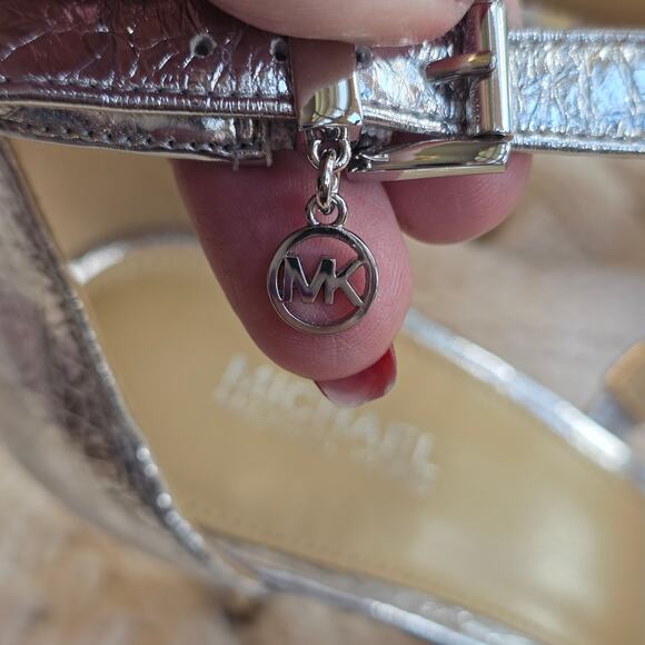 Michael Kors Women Koda Leather Logo Strappy High Heel Sandals Size 7M Silver - Picture 6 of 8
